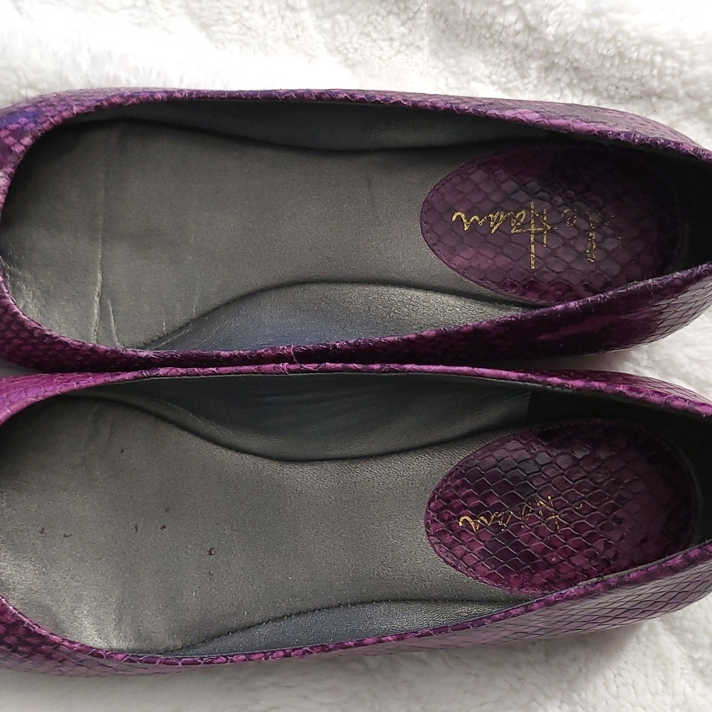 Purple Snakeskin Women's Flats - Picture 4 of 8